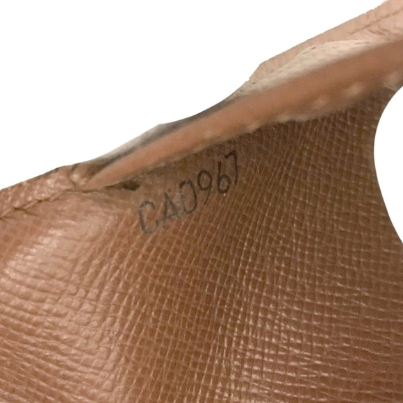 Louis Vuitton Monogram Agenda PM Small Ring Agenda Cover - Picture 10 of 15